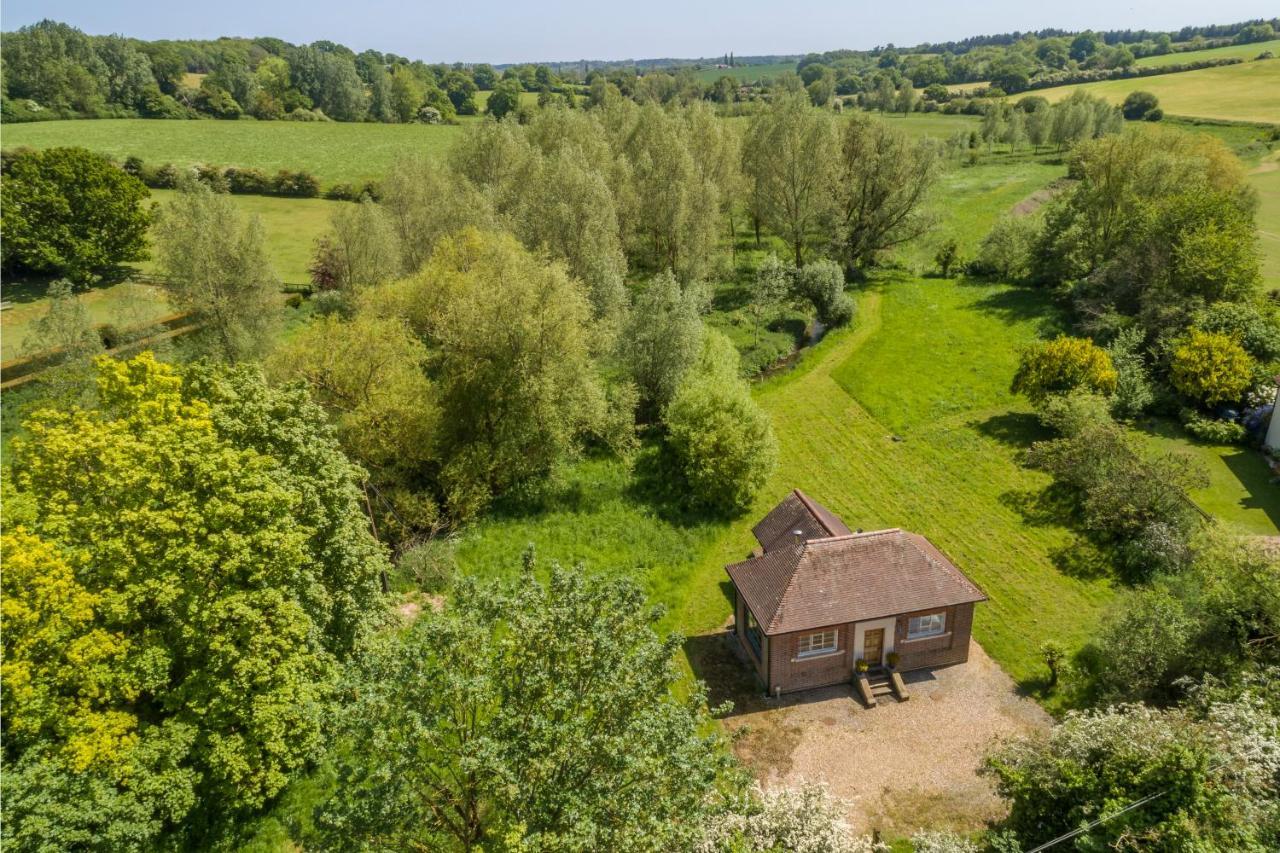 Ultimate Constable Country Rural Retreat - The Pump House Villa โคล์เชสเตอร์ ภายนอก รูปภาพ
