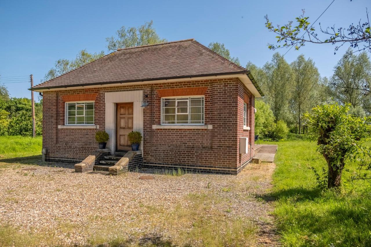 Ultimate Constable Country Rural Retreat - The Pump House Villa โคล์เชสเตอร์ ภายนอก รูปภาพ