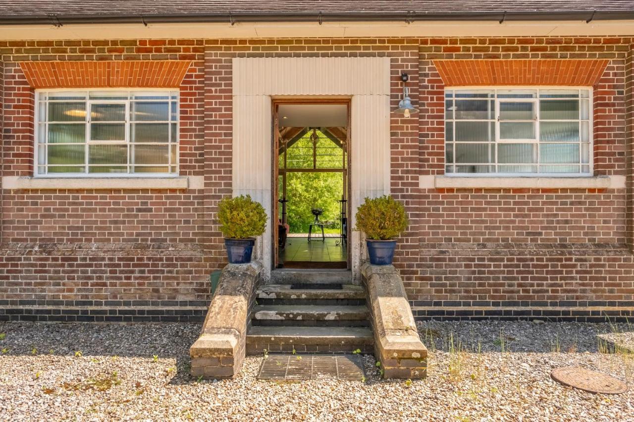 Ultimate Constable Country Rural Retreat - The Pump House Villa โคล์เชสเตอร์ ภายนอก รูปภาพ