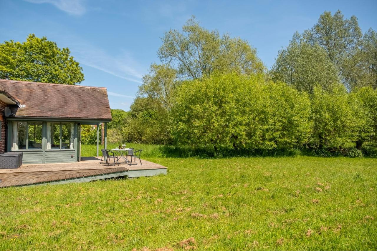 Ultimate Constable Country Rural Retreat - The Pump House Villa โคล์เชสเตอร์ ภายนอก รูปภาพ